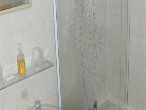 Red Lion Hotel Tredegar ภายนอก รูปภาพ