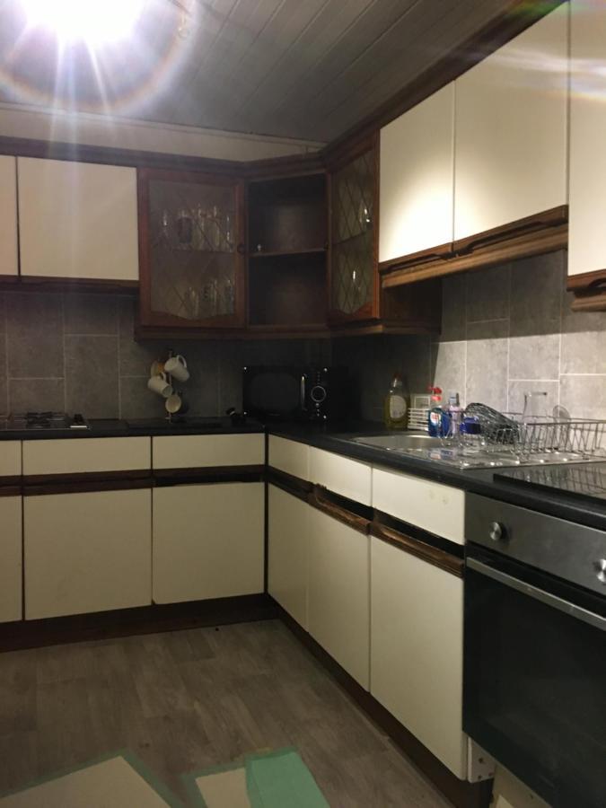 Red Lion Hotel Tredegar ภายนอก รูปภาพ